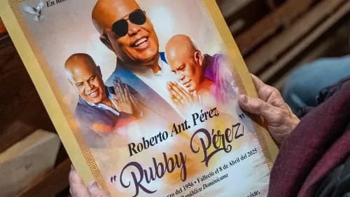 En la foto: Poster Ruby Pérez